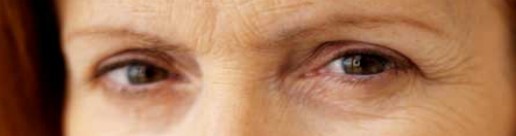 photo of woman's eyes